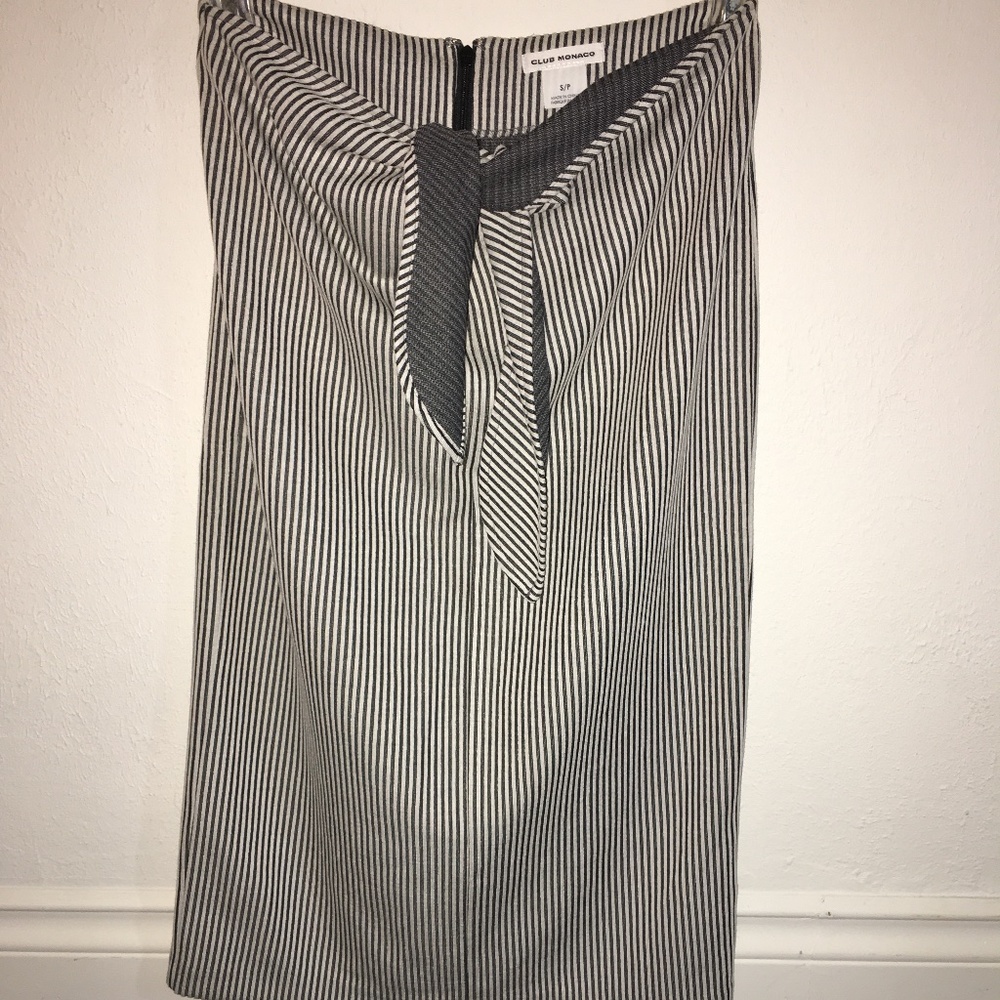 Club Monaco tye front pencil skirt